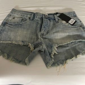 Diamonde Bonita Low Waist Denim One teaspoon short brand new with tag and bag.